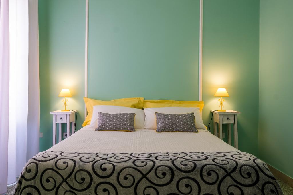 Mille E Una Notte / Station Apartment Палермо Екстериор снимка