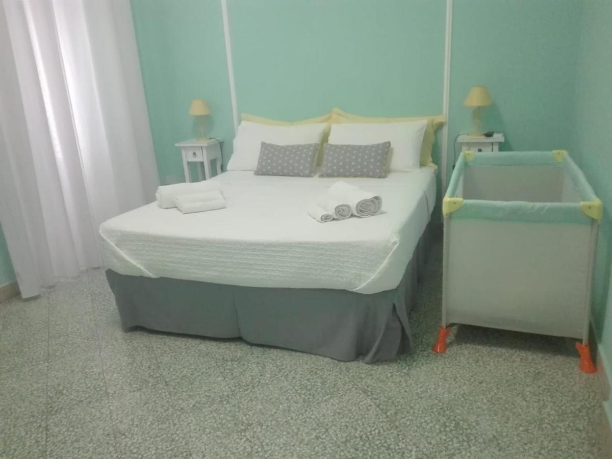 Mille E Una Notte / Station Apartment Палермо Екстериор снимка